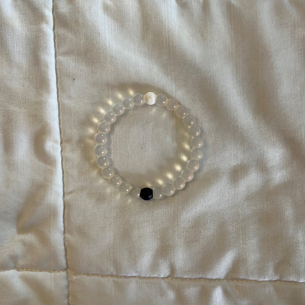 lokai classic beaded bracelet